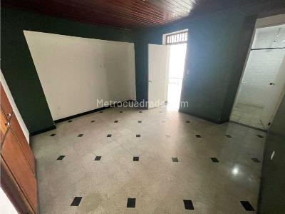 Casa en arriendo en Prado Centro, Medellín · foto 15 de 20