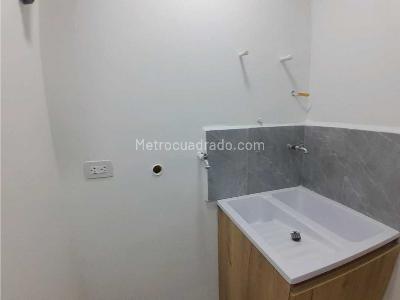 Apartaestudio en arriendo en Centro, Medellín · foto 12 de 14