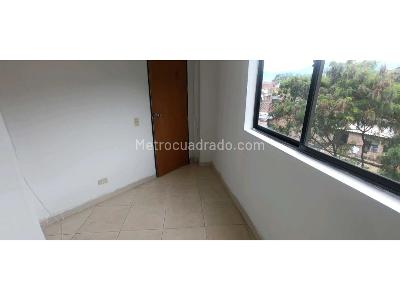 Apartaestudio en arriendo en Campo Valdes, Medellín, 45 m² · foto 11 de 15