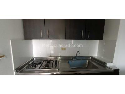 Apartaestudio en arriendo en Campo Valdes, Medellín, 45 m² · foto 3 de 15