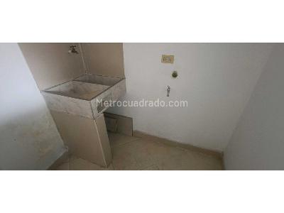 Apartaestudio en arriendo en Campo Valdes, Medellín, 45 m² · foto 6 de 15