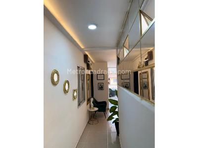 Casa de 4 alcobas en venta en Campo Valdes, Medellín, 123 m² · foto 3 de 10
