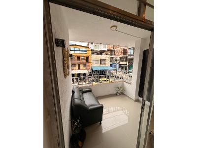 Casa de 4 alcobas en venta en Campo Valdes, Medellín, 123 m² · foto 6 de 10