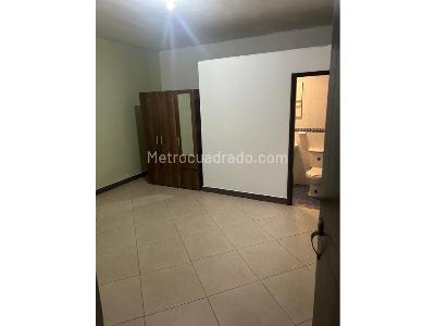 Casa de 4 alcobas en arriendo en Centro, Medellín, 170 m² · foto 5 de 20