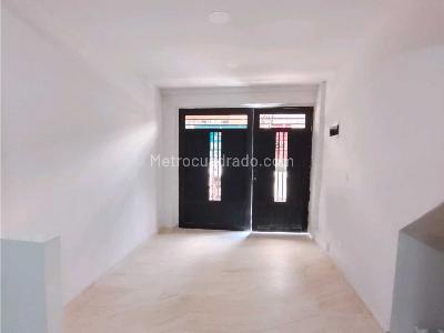 Apartaestudio en arriendo en Villa Hermosa, Medellín, 26 m² · foto 2 de 8