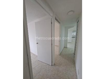 Apartamento en venta en Bombona 1, Medellín · foto 7 de 20