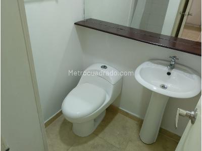 Apartaestudio en venta en Buenos Aires, Medellín, 48 m² · foto 9 de 14