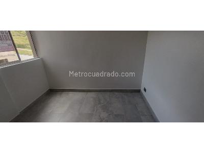 Apartamento de 3 alcobas en arriendo en Robledo Pajarito, Medellín, 50 m² · foto 7 de 15