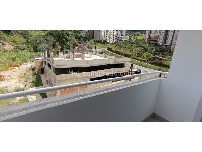 Apartamento de 3 alcobas en arriendo en Robledo Pajarito, Medellín, 50 m² · foto 15 de 15