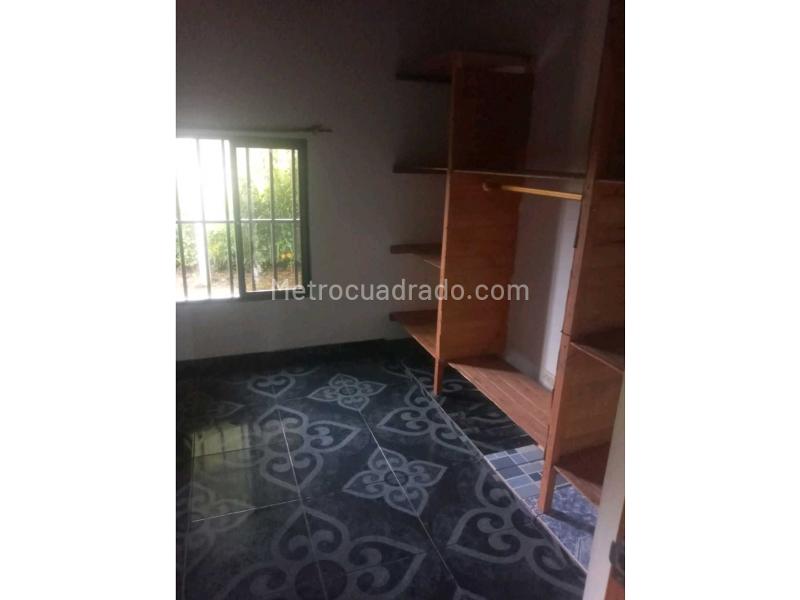 2BR House in Santa Elena (120 m²)