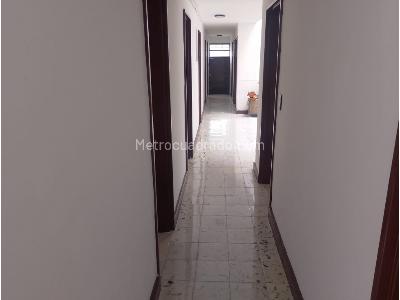 Casa de 5 alcobas en venta en Boston, Medellín, 200 m² · foto 6 de 20