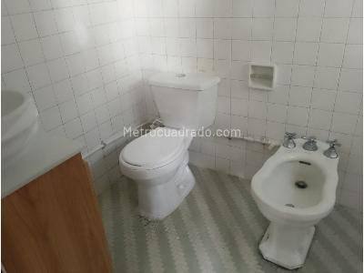 Casa de 5 alcobas en venta en Boston, Medellín, 200 m² · foto 14 de 20