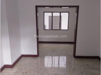 Casa de 5 alcobas en venta en Boston, Medellín, 200 m² · foto 15 de 20