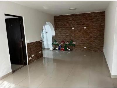 Casa de 3 alcobas en venta en San Javier, Medellín, 98 m² · foto 8 de 10