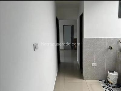 Casa de 3 alcobas en venta en San Javier, Medellín, 98 m² · foto 10 de 10