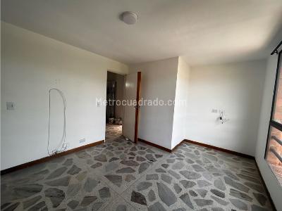 Apartamento de 1 alcoba en arriendo en Robledo Pilarica, Medellín, 35 m² · foto 3 de 6