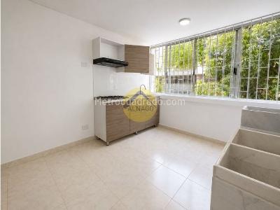 Apartaestudio en arriendo en Estadio, Medellín, 35 m² · foto 2 de 7