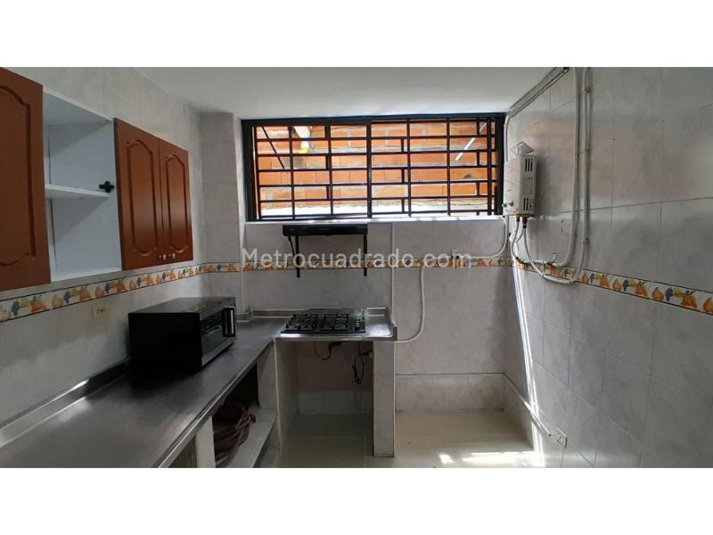 Local Comercial en Arriendo, Boston, Medellín - Vista 2