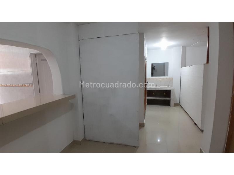 Local Comercial en Arriendo, Boston, Medellín - Vista 4