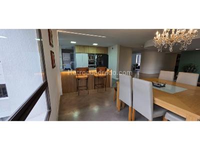 Apartamento de 4 alcobas en venta en El Poblado, Medellín, 256 m² · foto 12 de 20