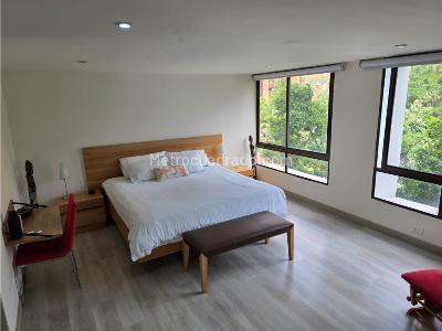 Apartamento de 4 alcobas en venta en El Poblado, Medellín, 256 m² · foto 4 de 20