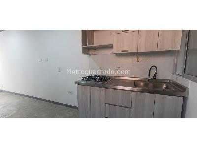 Apartaestudio en arriendo en Barrio Las Palmas, Medellín, 30 m² · foto 2 de 8