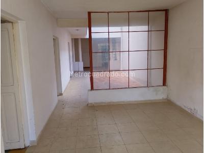 Casa de 3 alcobas en venta en El Salvador, Medellín, 169 m² · foto 2 de 20