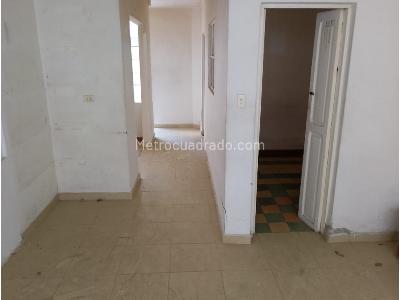 Casa de 3 alcobas en venta en El Salvador, Medellín, 169 m² · foto 14 de 20