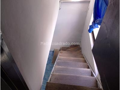 Casa de 5 alcobas en venta en Campo Valdes, Medellín, 95 m² · foto 6 de 20