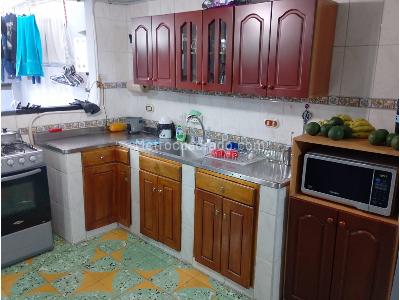 Casa de 5 alcobas en venta en Campo Valdes, Medellín, 95 m² · foto 12 de 20