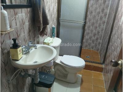 Casa de 5 alcobas en venta en Campo Valdes, Medellín, 95 m² · foto 13 de 20
