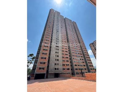 Apartamento en venta en Bello, Medellín · foto 3 de 9