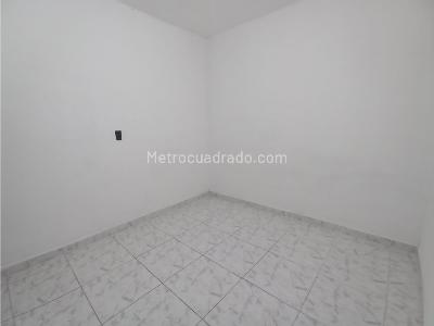 Casa de 5 alcobas en arriendo en El Salvador, Medellín, 245 m² · foto 10 de 20