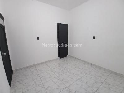 Casa de 5 alcobas en arriendo en El Salvador, Medellín, 245 m² · foto 11 de 20