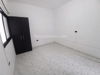 Casa de 5 alcobas en arriendo en El Salvador, Medellín, 245 m² · foto 17 de 20