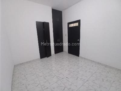 Casa de 5 alcobas en arriendo en El Salvador, Medellín, 245 m² · foto 7 de 20