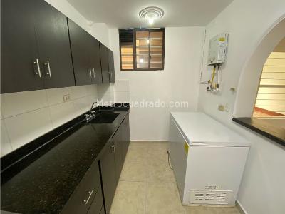Casa de 2 alcobas en arriendo en Cristobal, Medellín, 95 m² · foto 3 de 16