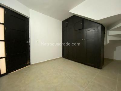 Casa de 2 alcobas en arriendo en Cristobal, Medellín, 95 m² · foto 4 de 16