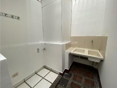 Casa de 2 alcobas en arriendo en Cristobal, Medellín, 95 m² · foto 11 de 16