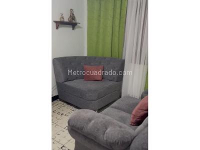 Casa de 4 alcobas en venta en La Milagrosa, Medellín, 168 m² · foto 4 de 17