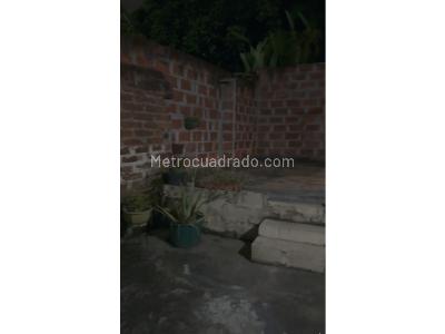 Casa de 4 alcobas en venta en La Milagrosa, Medellín, 168 m² · foto 16 de 17