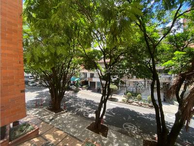 Apartamento de 3 alcobas en arriendo en Laureles, Medellín, 126 m² · foto 8 de 8