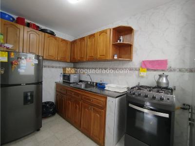 Apartamento en venta en Buenos Aires, Medellín · foto 2 de 20