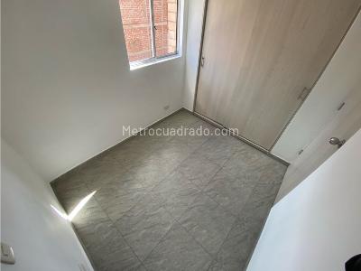 Apartamento de 2 alcobas en arriendo en Cristobal, Medellín, 36 m² · foto 9 de 12
