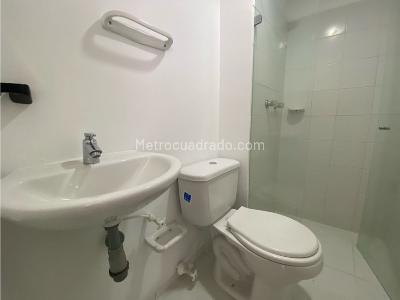 Apartamento de 2 alcobas en arriendo en Cristobal, Medellín, 36 m² · foto 9 de 11