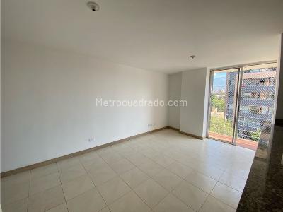 Apartamento de 3 alcobas en arriendo en Belen La Palma, Medellín, 72 m² · foto 4 de 12