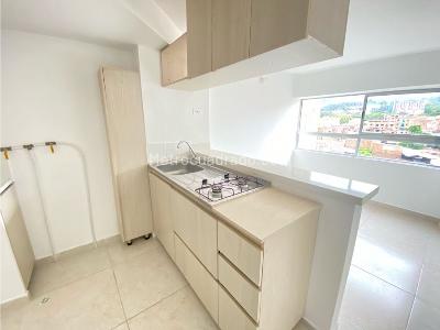 Apartamento de 2 alcobas en arriendo en Cristobal, Medellín, 36 m² · foto 2 de 11