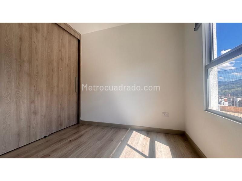 Piso – Sabaneta, San Isidro - Más