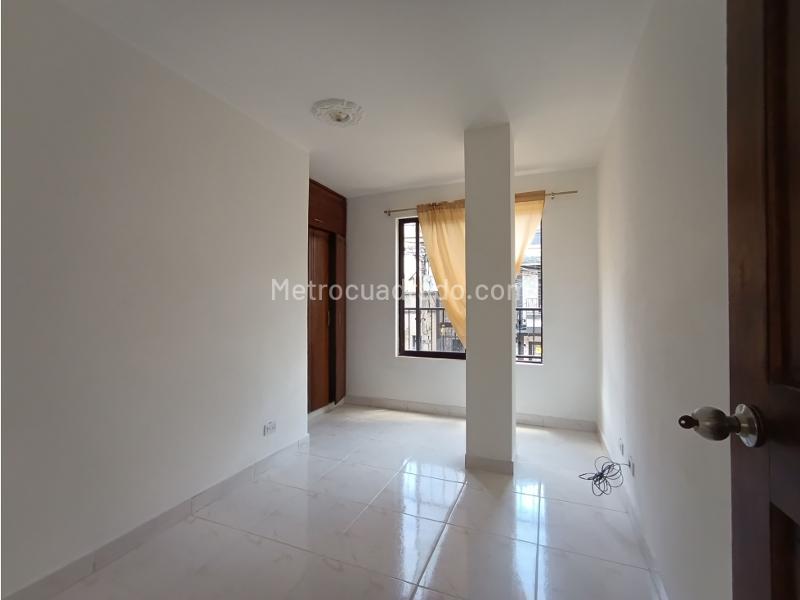 Casa – Bello, Barrio Obrero - Más