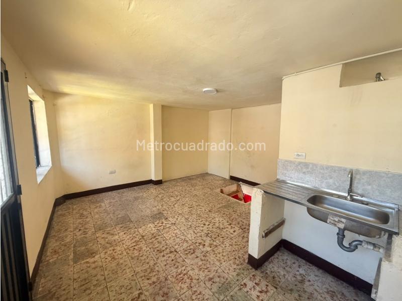 Local Comercial en Arriendo, Manchester, Bello - Vista 4